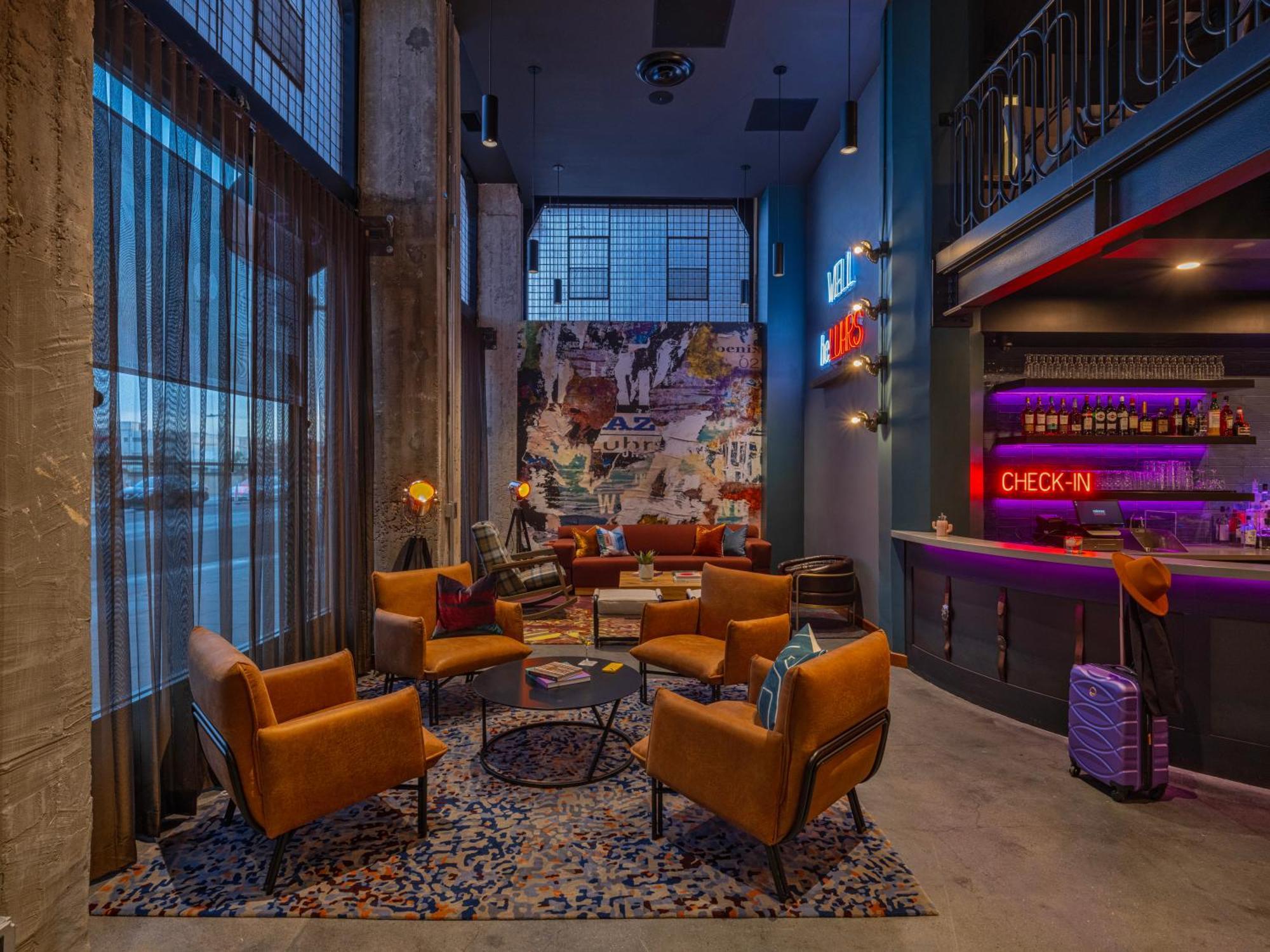 Moxy Phoenix Downtown Екстериор снимка