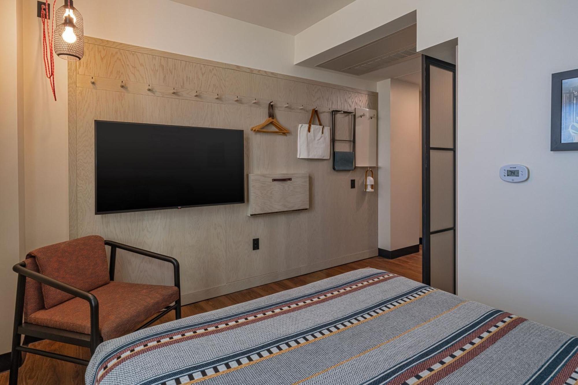 Moxy Phoenix Downtown Екстериор снимка
